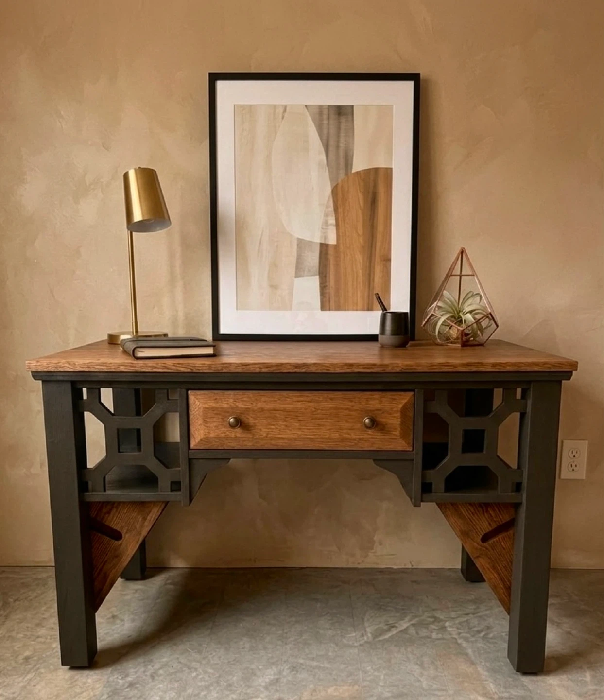 Charming table
