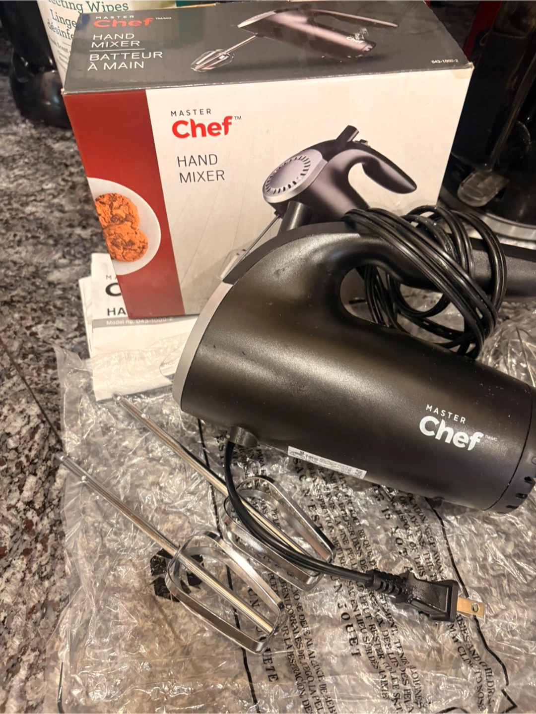 Master Chef Hand Mixer with Beaters