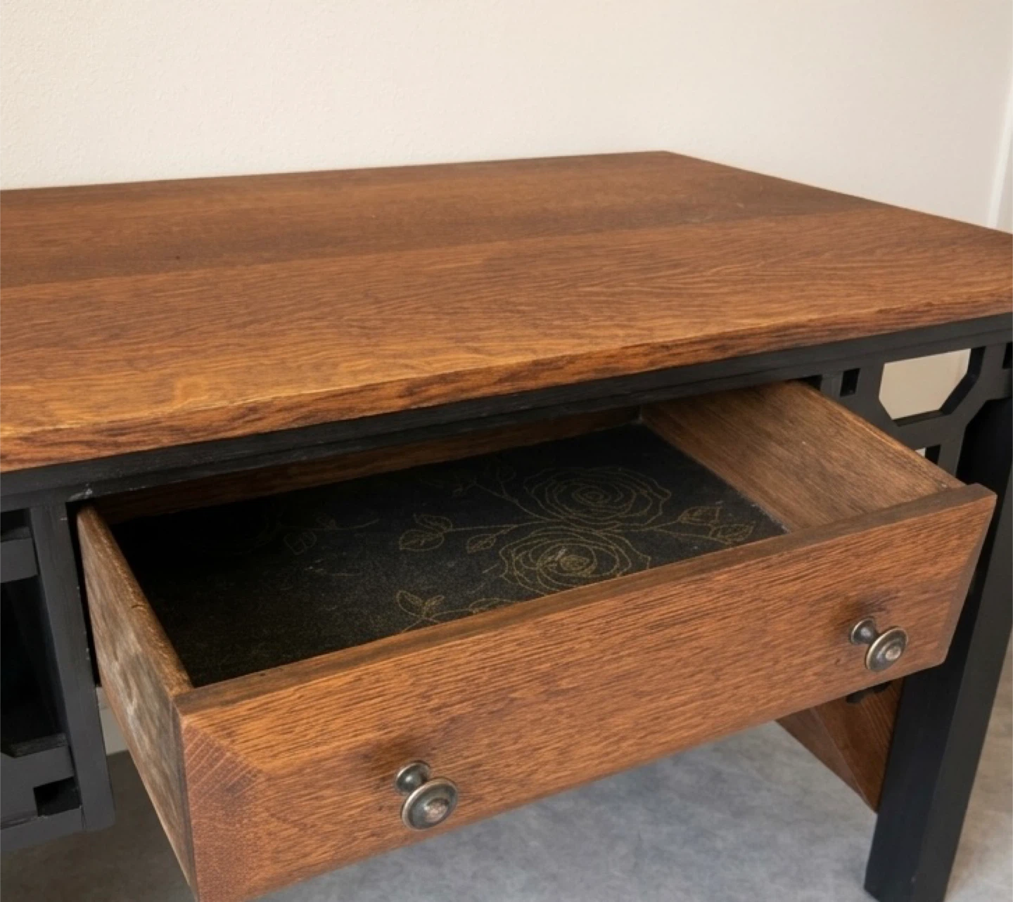 Charming table - photo 4