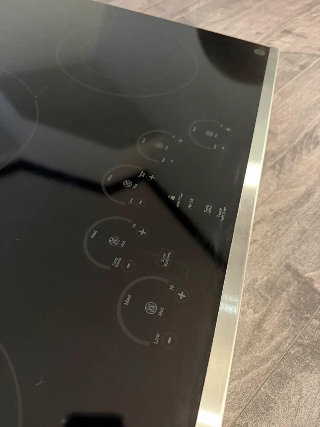 GE Profile 30" Electric Cooktop - photo 2