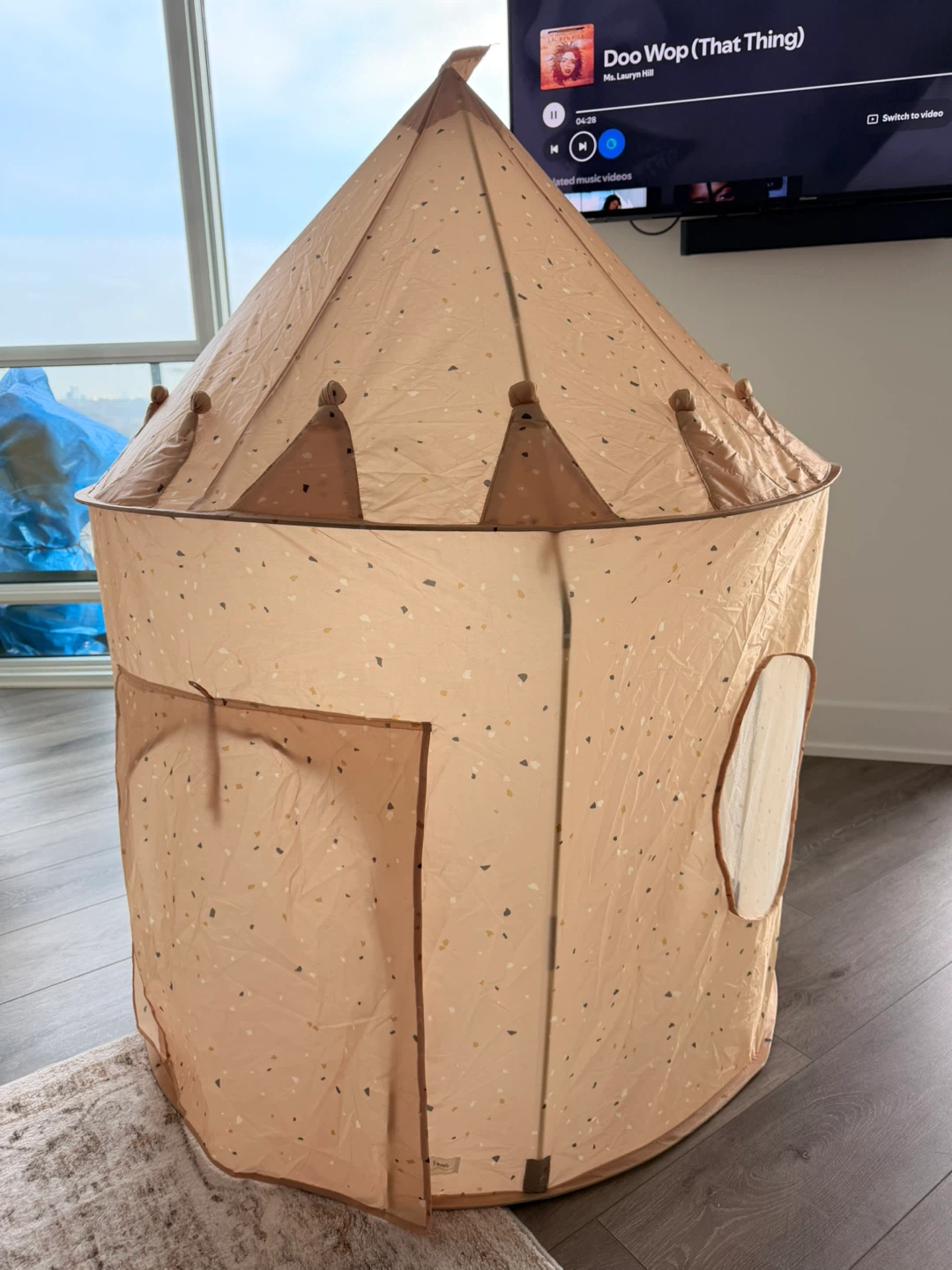 Kids Play Tent – 3 Sprouts Princess Castle (Like New) - photo 2