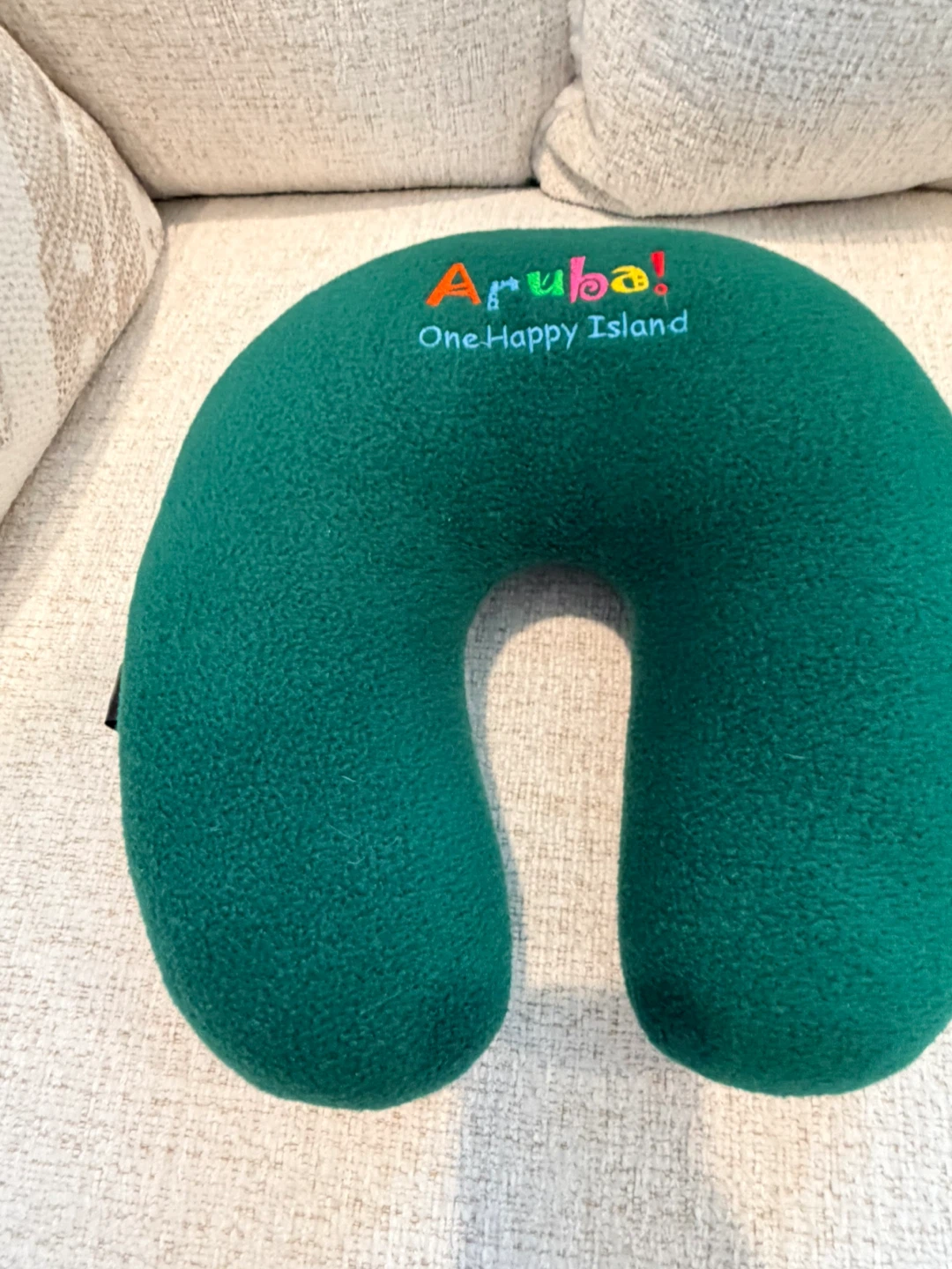 Set of 2 Green Aruba Neck Pillows - photo 5