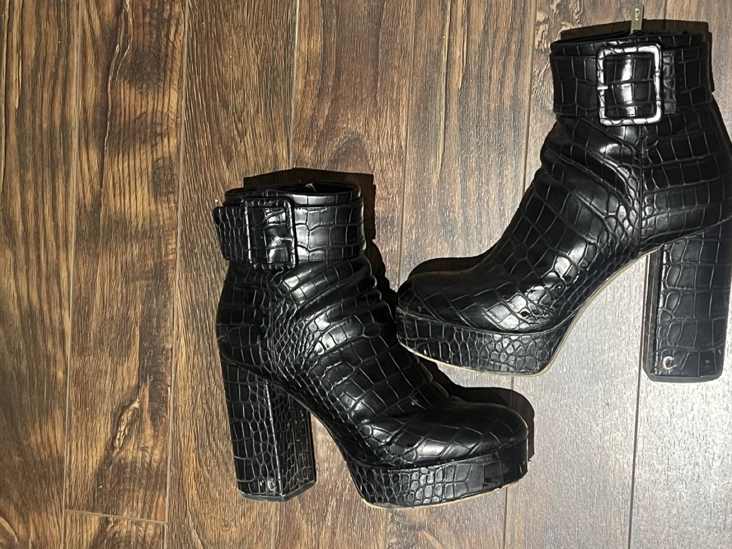 Black Crocodile Embossed Platform Heeled Boots