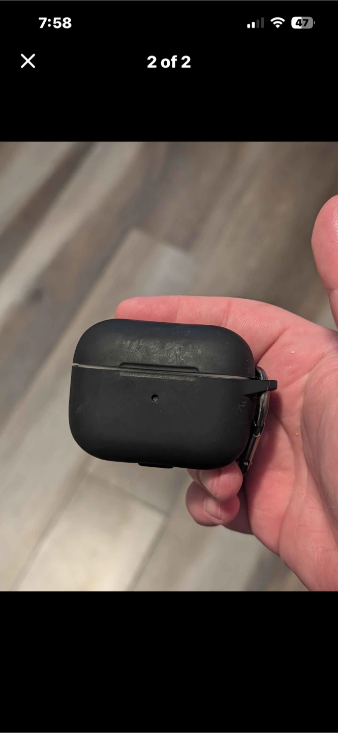Apple AirPods Pro (2nd Gen) with Case - photo 2
