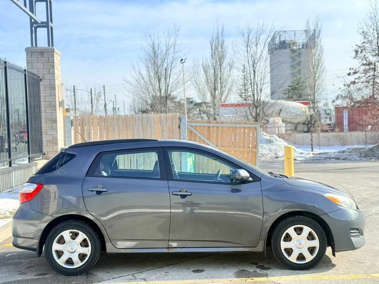 2010 Toyota Matrix XR - photo 4