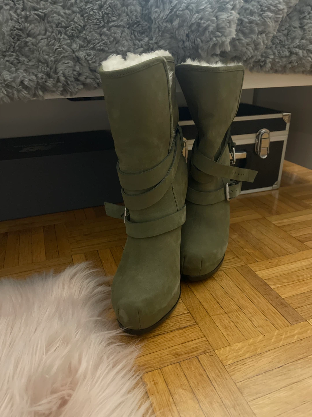 Olive Green Suede High Heel Boots with Fur Lining - photo 2