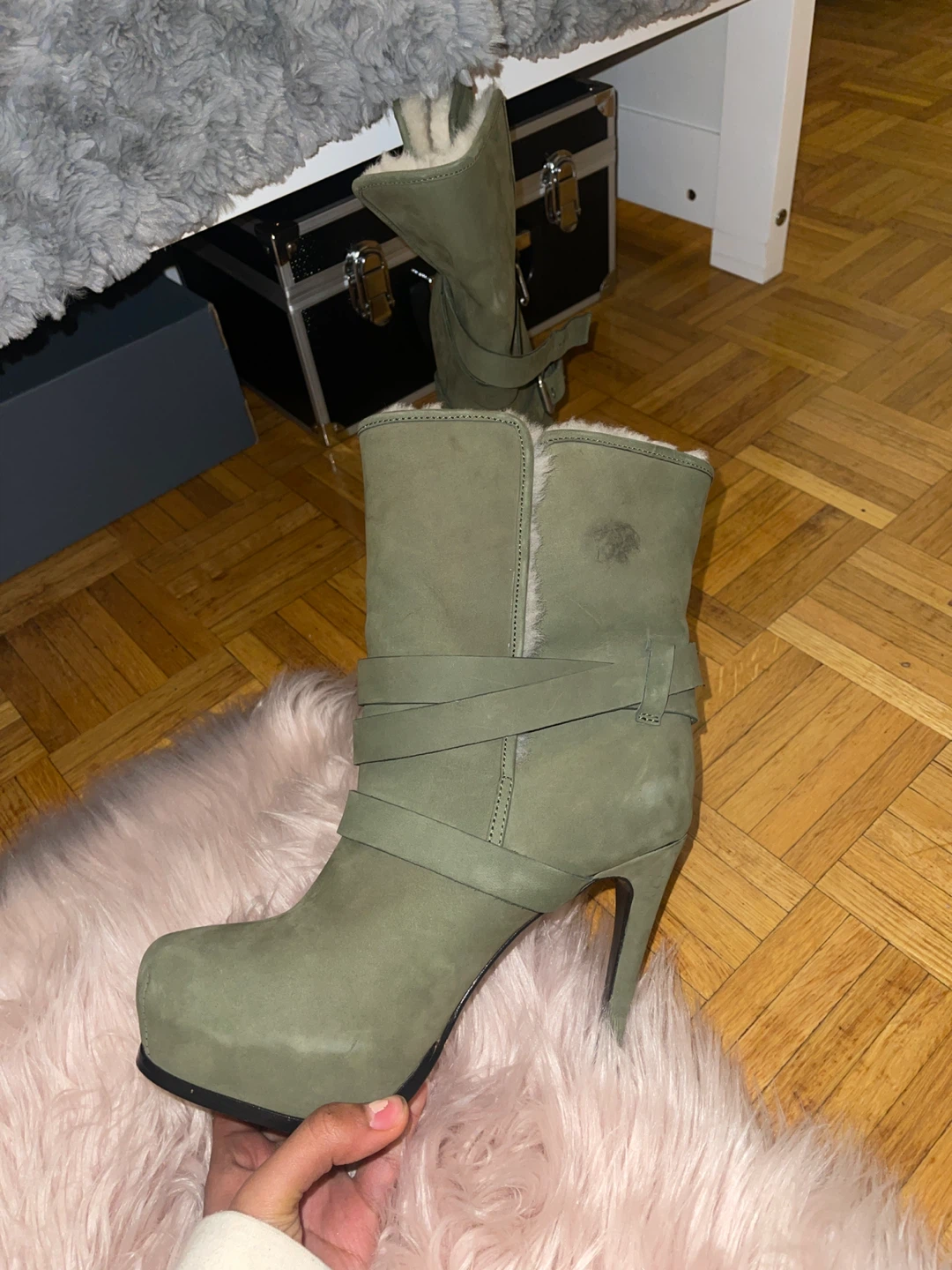 Olive Green Suede High Heel Boots with Fur Lining - photo 3