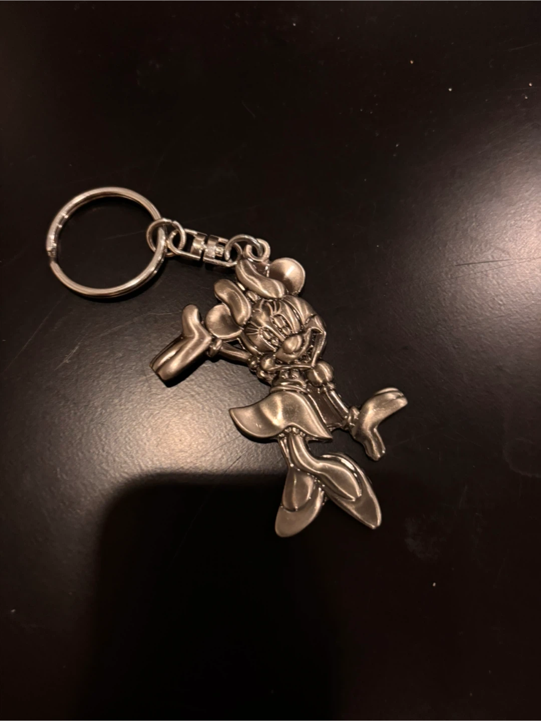 Disney Character Metal Keychains (Mickey, Minnie, Donald, Goofy) - photo 2