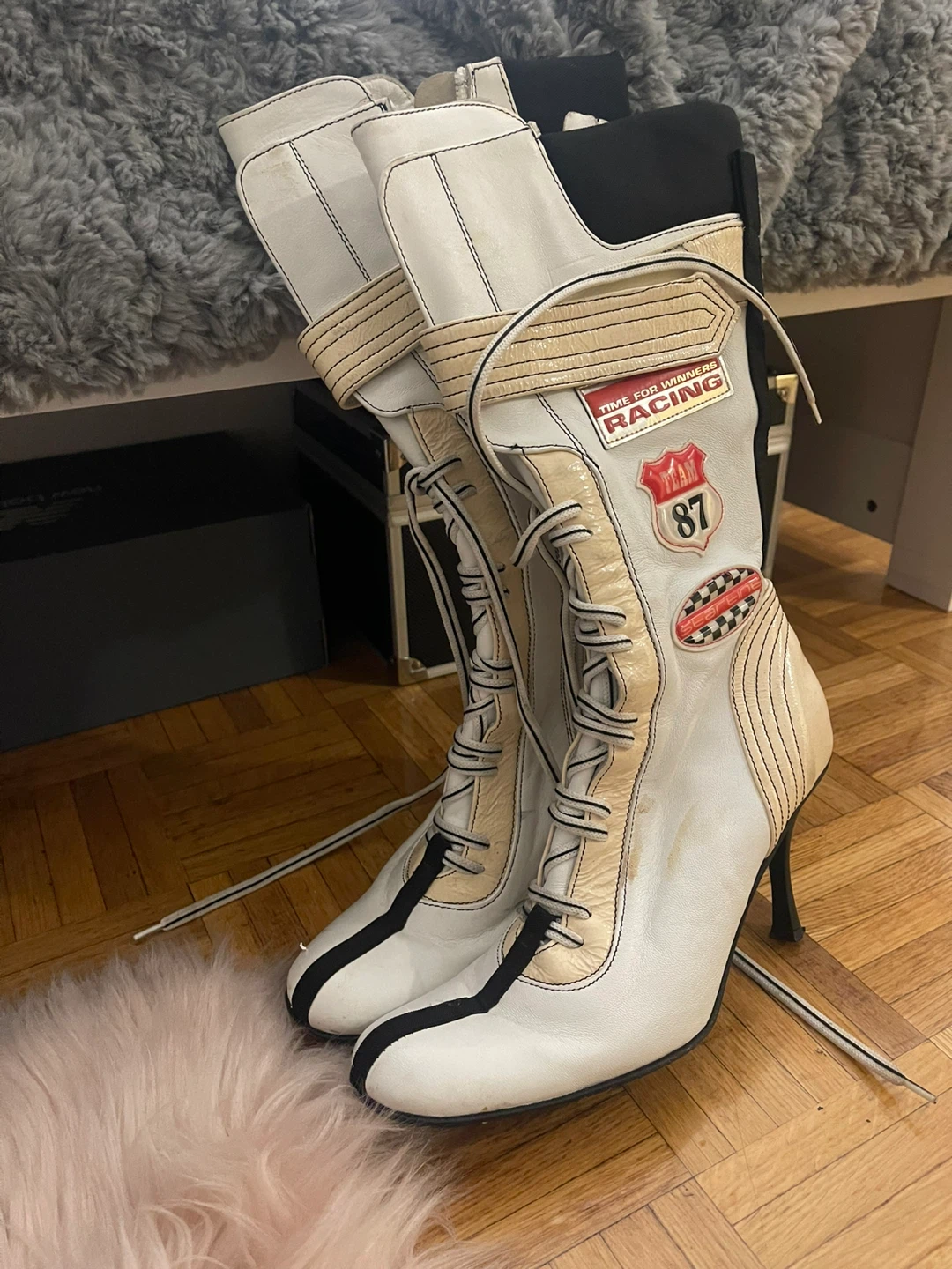 White and tan racing style heeled boots - photo 4