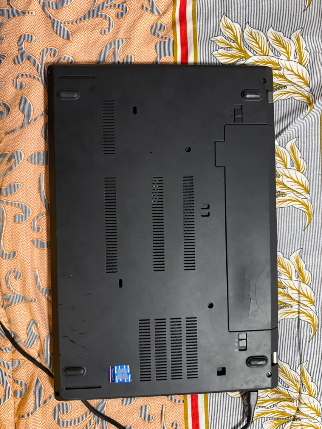 Lenovo ThinkPad Laptop - photo 3