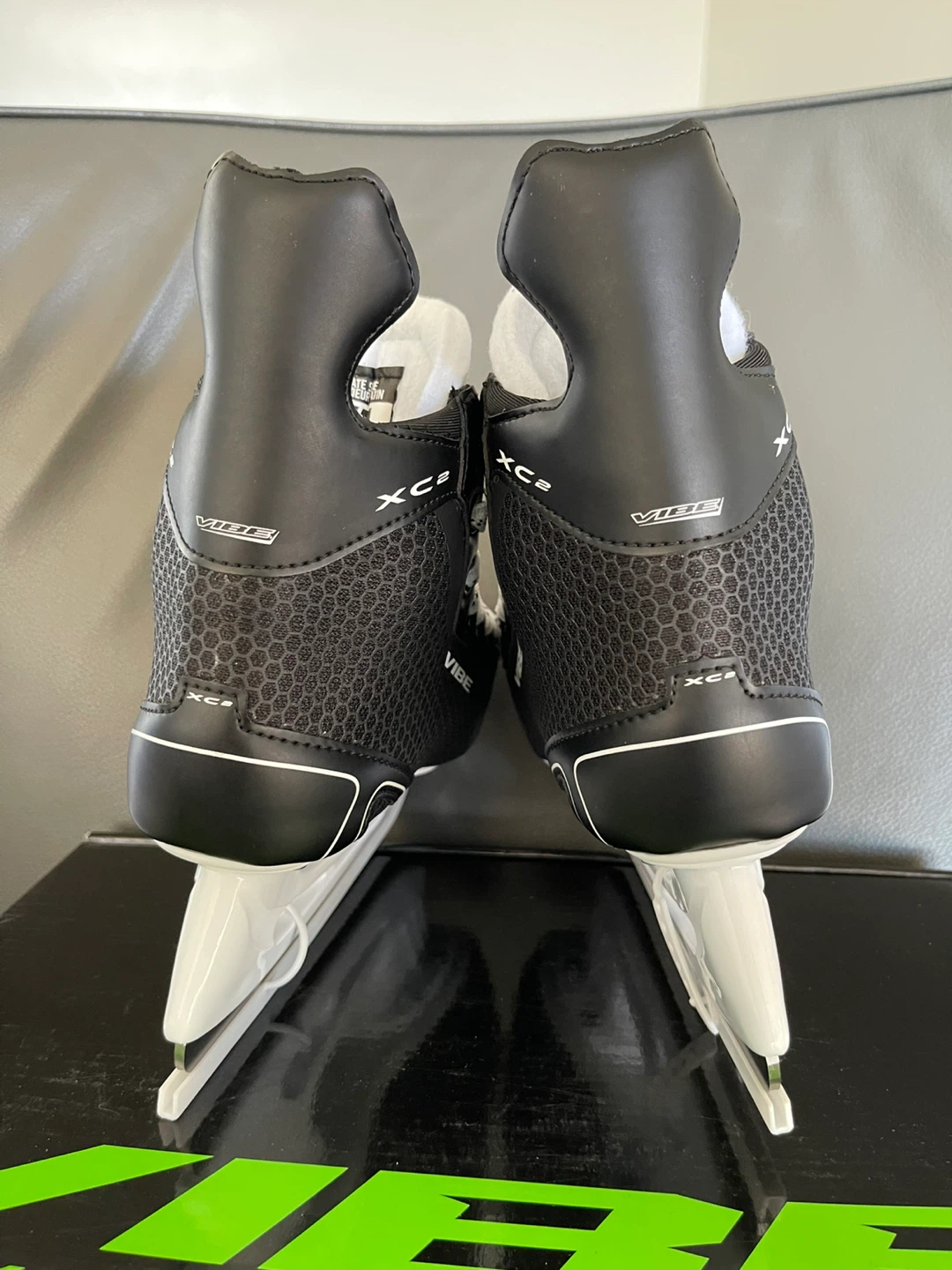 Hockey Ice Skates kids youth 11 size. - photo 3