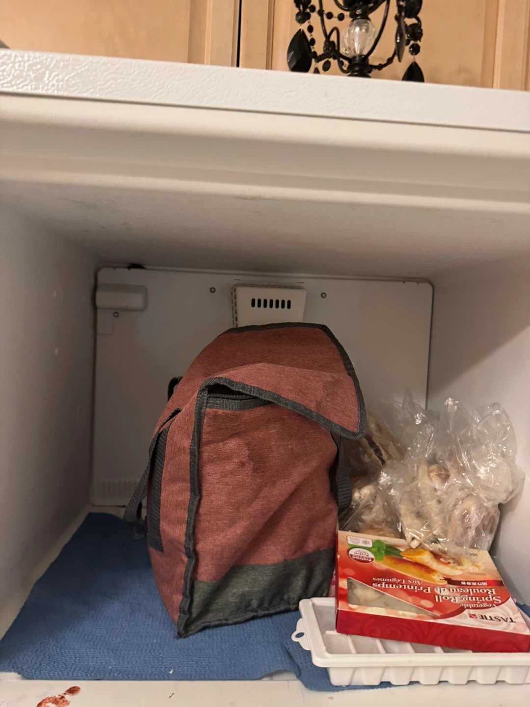 Inglis White Top Freezer Refrigerator - photo 4