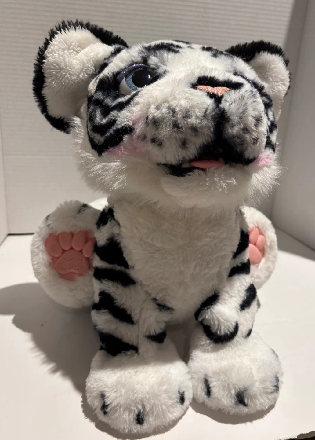 FurReal Friends White Tiger Plush Toy - photo 3
