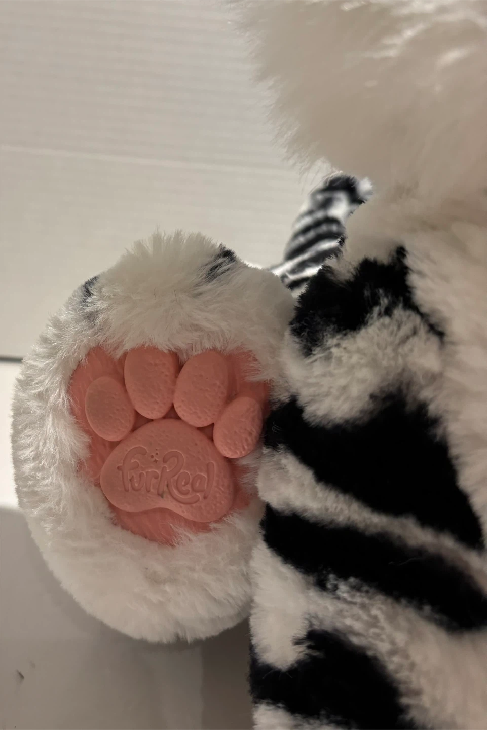 FurReal Friends White Tiger Plush Toy - photo 4