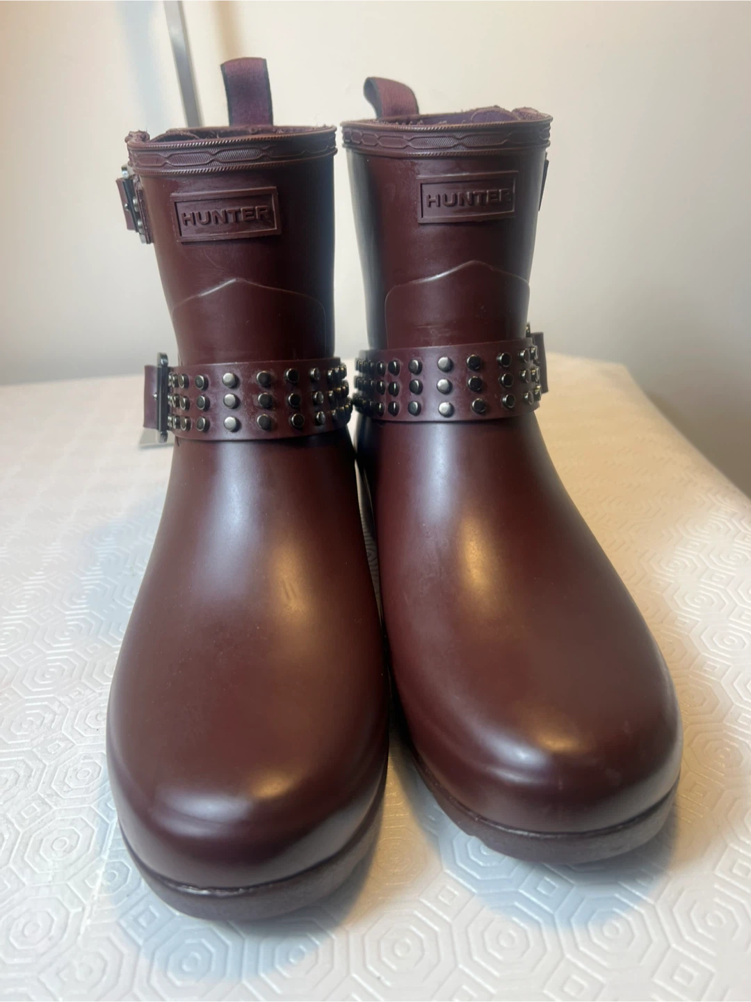 Hunter Burgundy Rubber Boots with Studded Straps Size 7 - photo 5