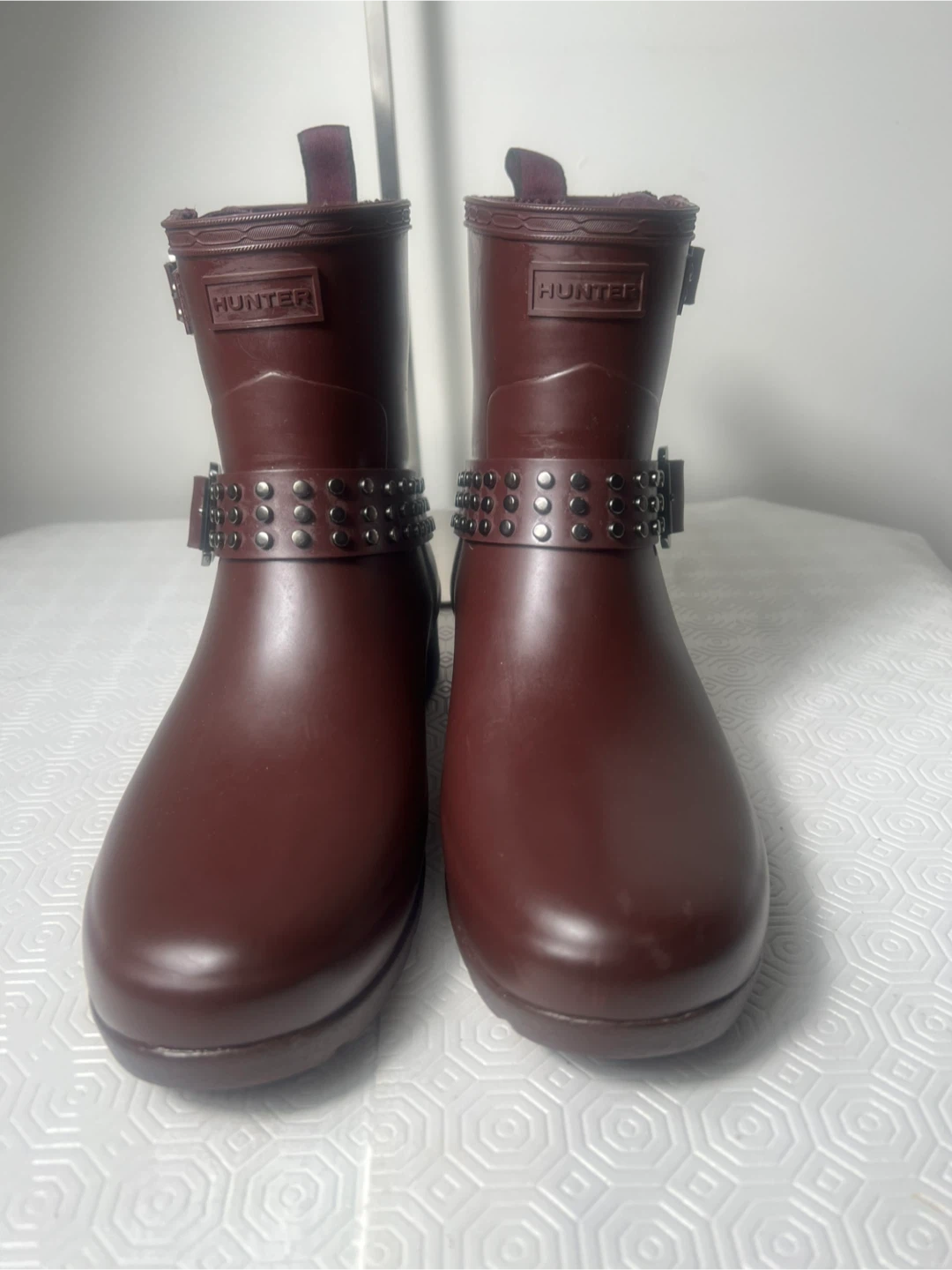 Hunter Burgundy Rubber Boots with Studded Straps Size 7 - photo 3