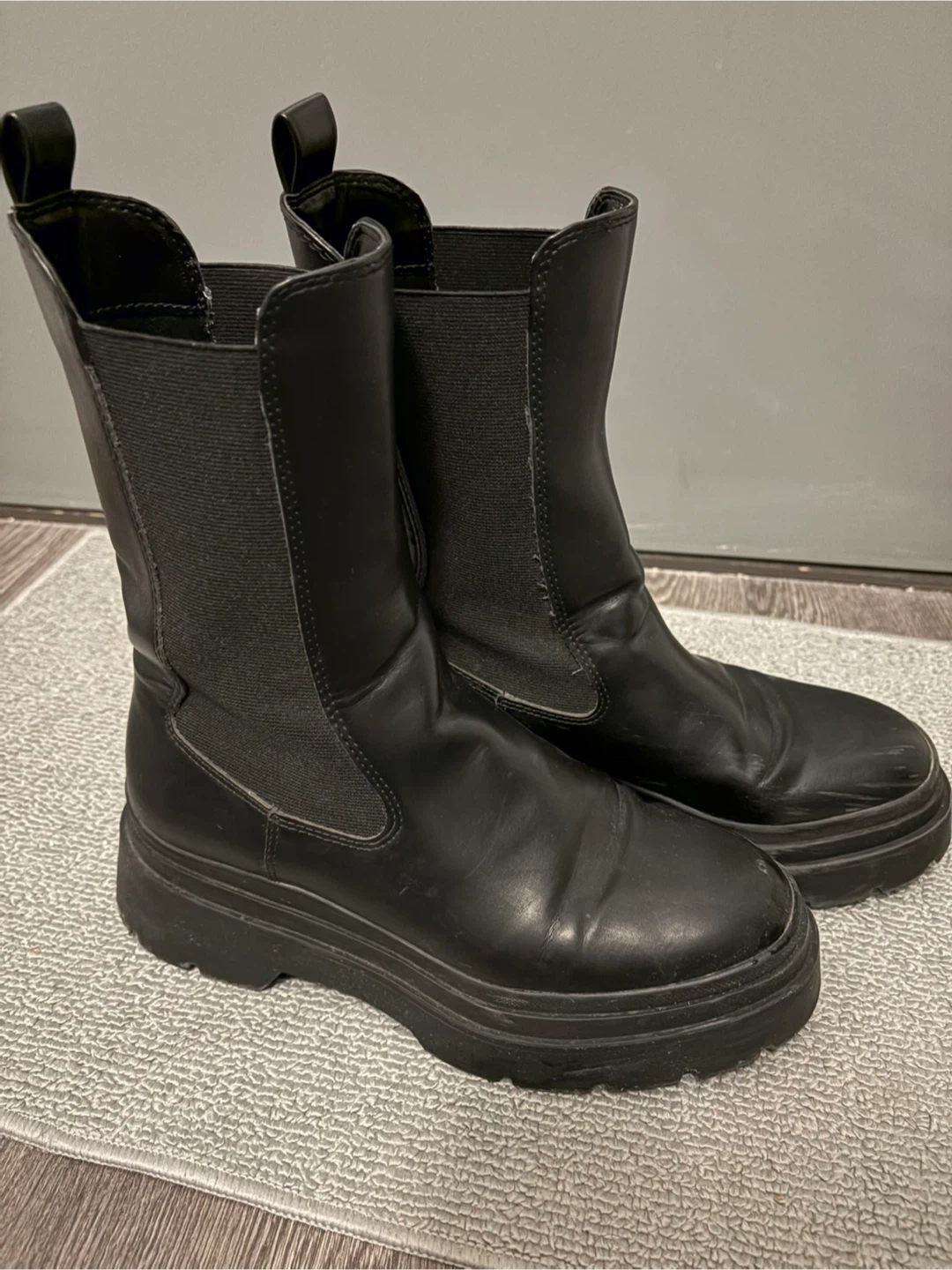 Bershka Black Flat Elastic Ankle Boots Size 8 - photo 2