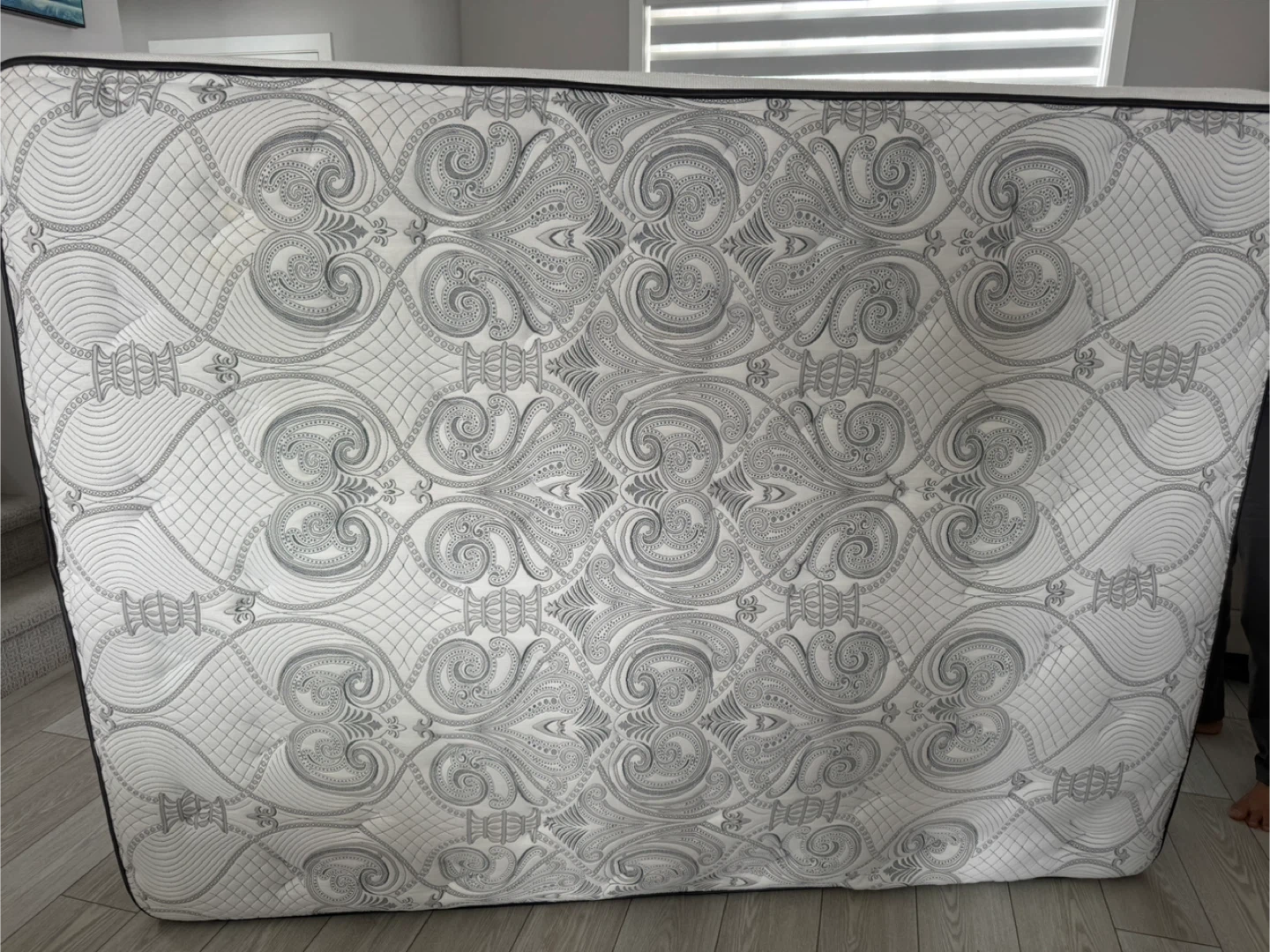Kingsdown Ireland Queen Mattress - photo 4