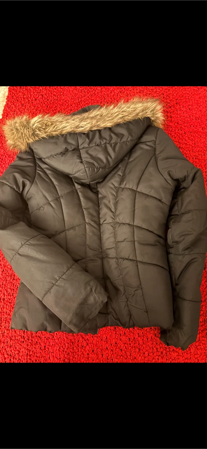 Black Puffer Jacket with Fur Hood - photo 5