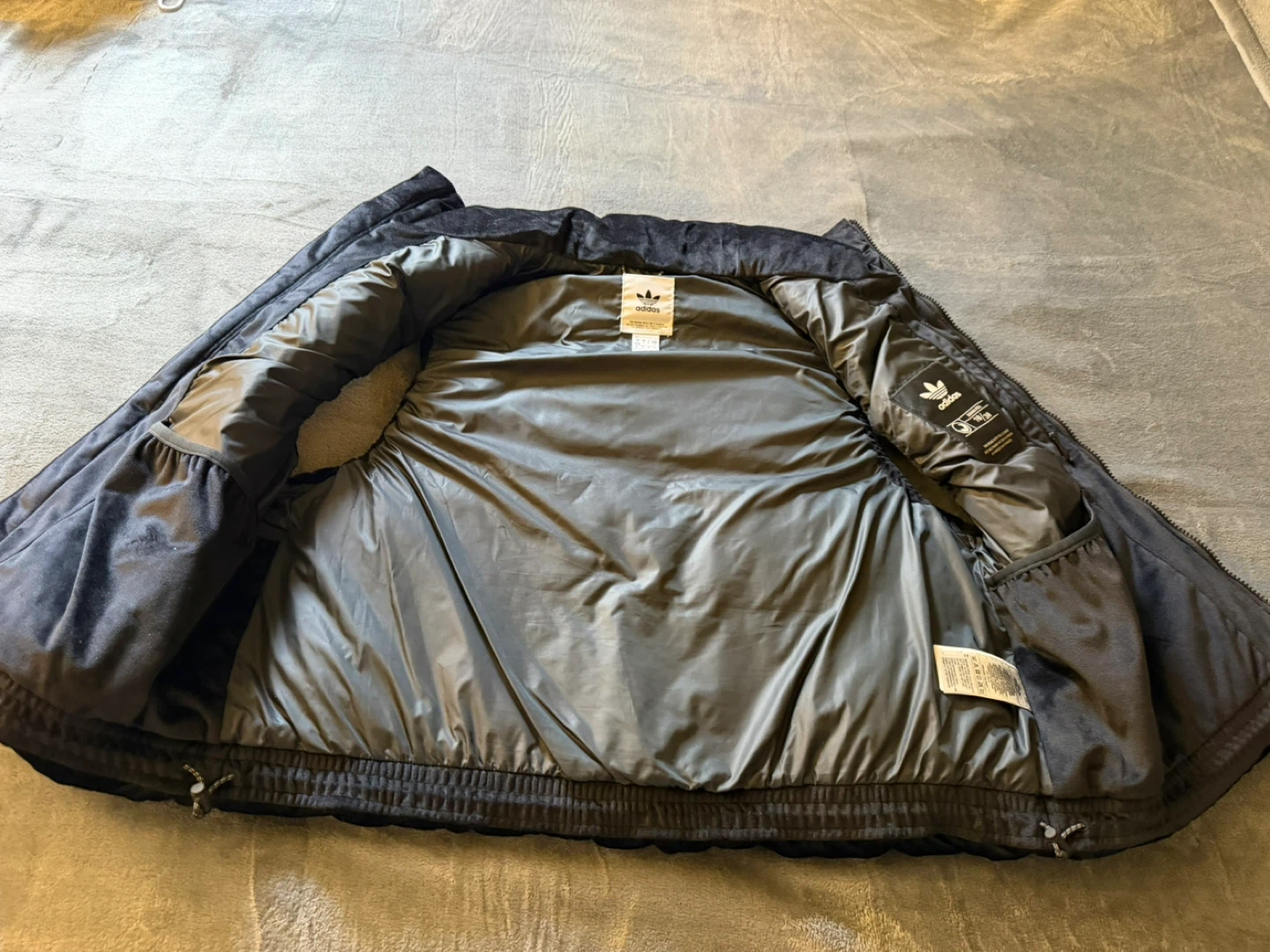 Adidas Velvet Puffer Vest Black Size S - photo 2