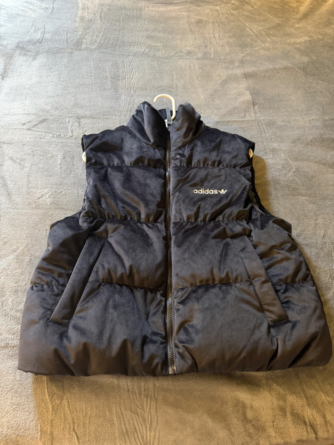 Adidas Velvet Puffer Vest Black Size S