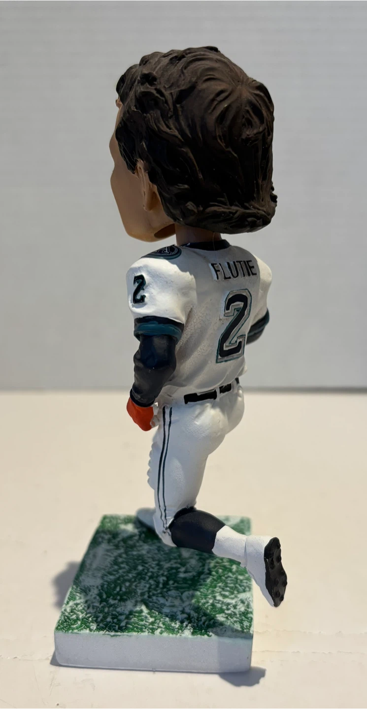 Doug Flutie 1996 & 1997 Grey Cup MVP Bobblehead - photo 3