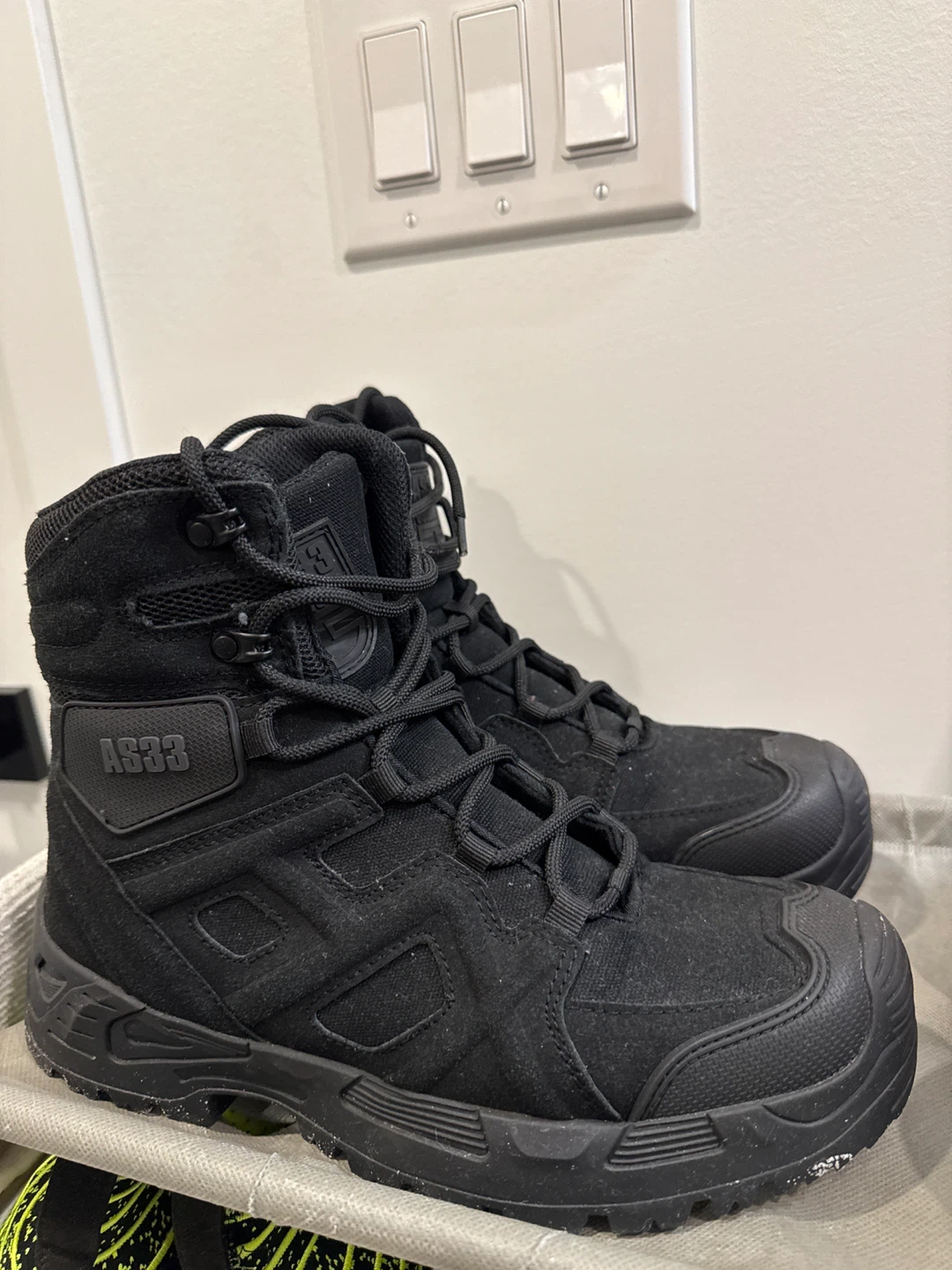 Black AS33 Snow Boots Size 41