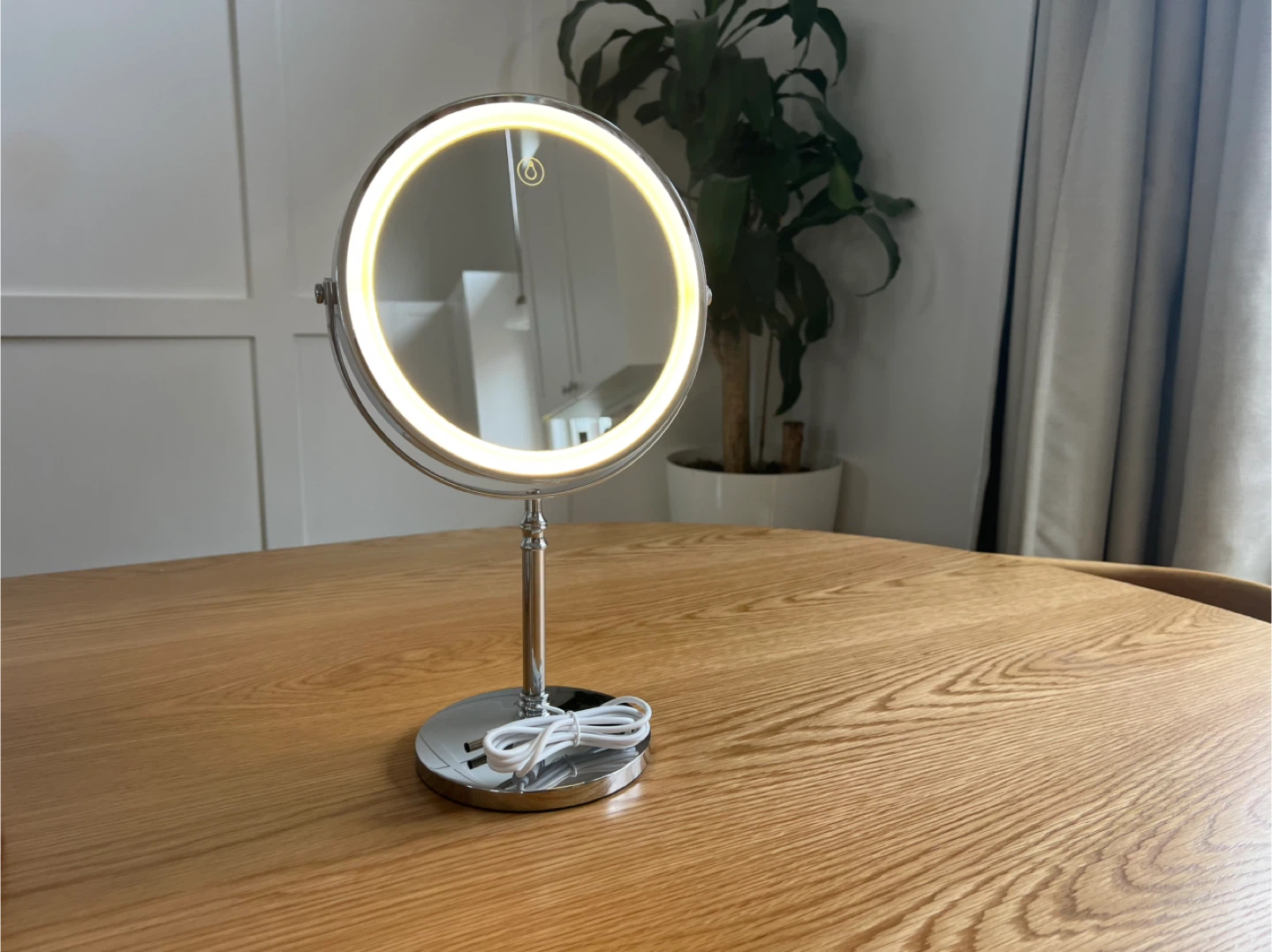 LED Makeup Mirror - 8 Inch, 10x Magnification - photo 2