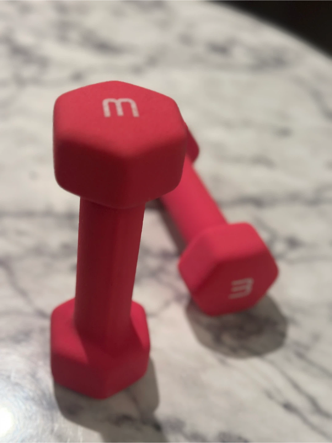 Moving sale /dumbbell 4lb - photo 2