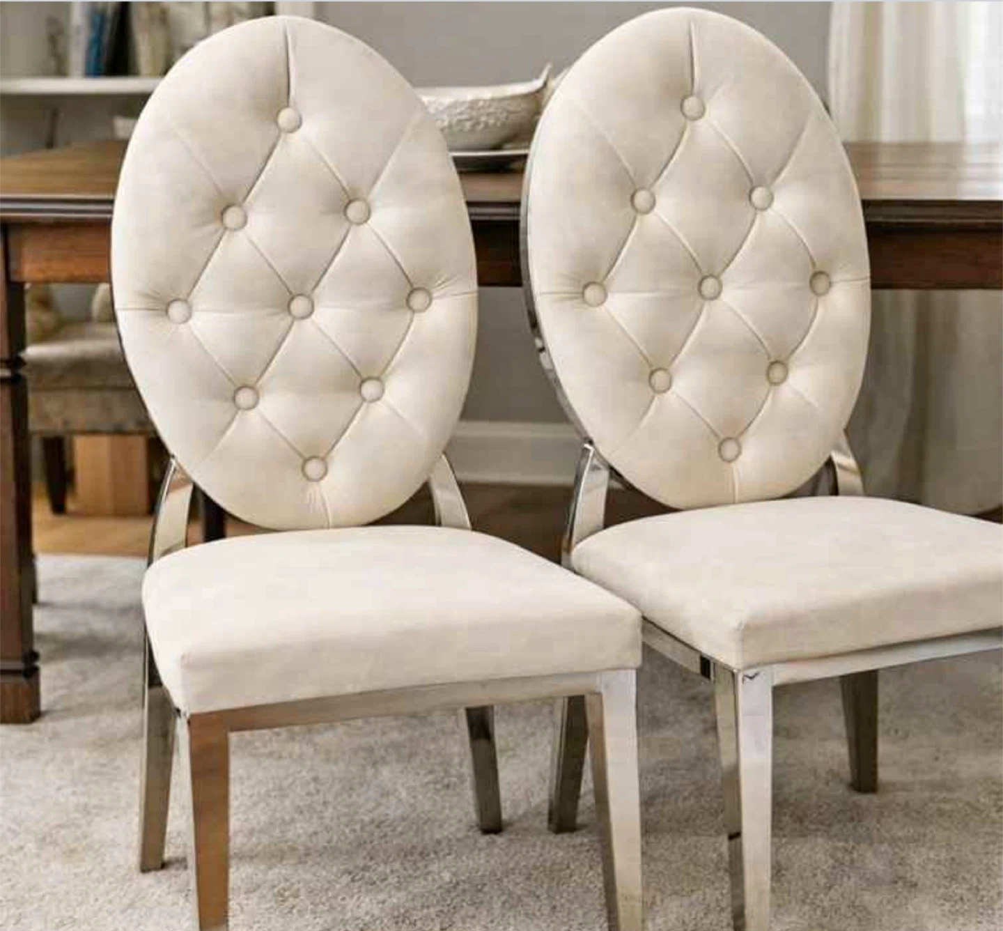 Set of 2 Cream Tufted Oval Back Dining Chairs