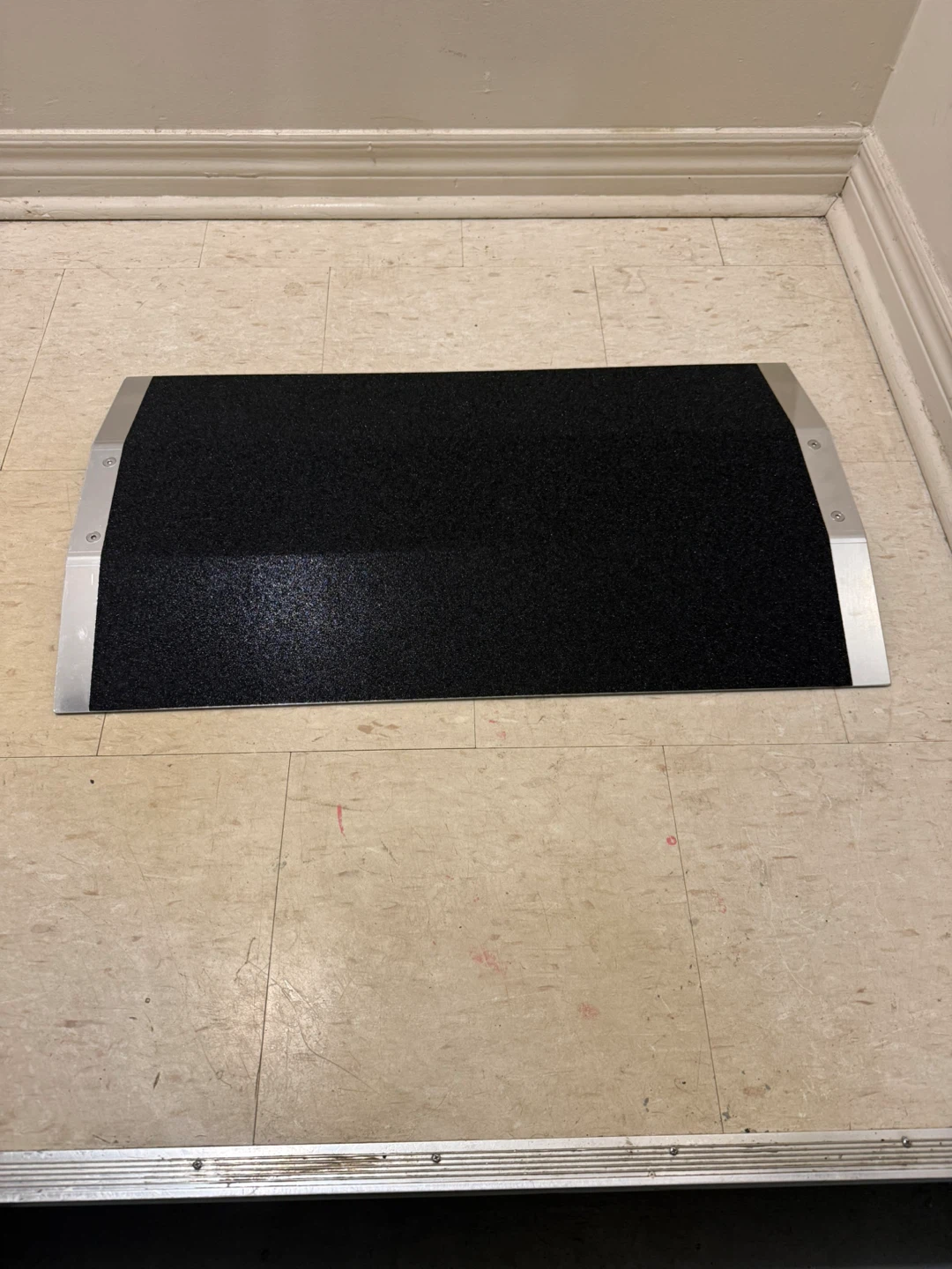 Aluminum Wheelchair Ramp - Portable Threshold Ramp
