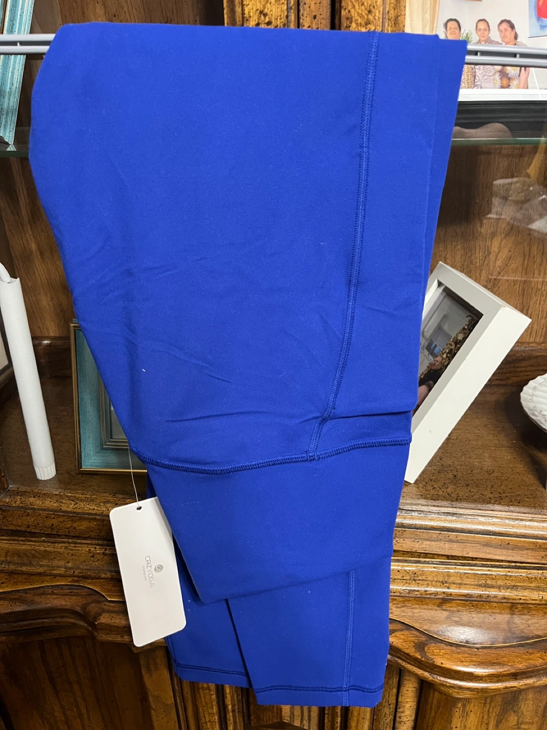 CRZ YOGA Blue Leggings - Size Medium - photo 3
