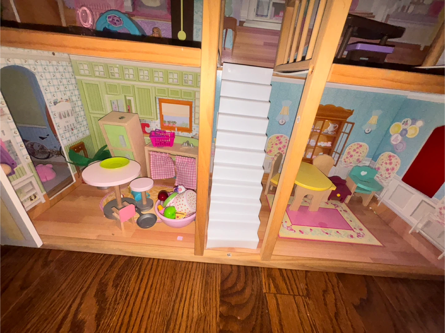Dollhouse with Furniture - photo 5