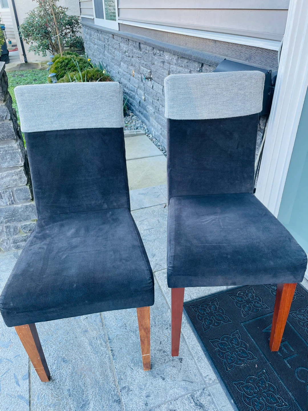 2 Dining Chairs- 10$ each - photo 2