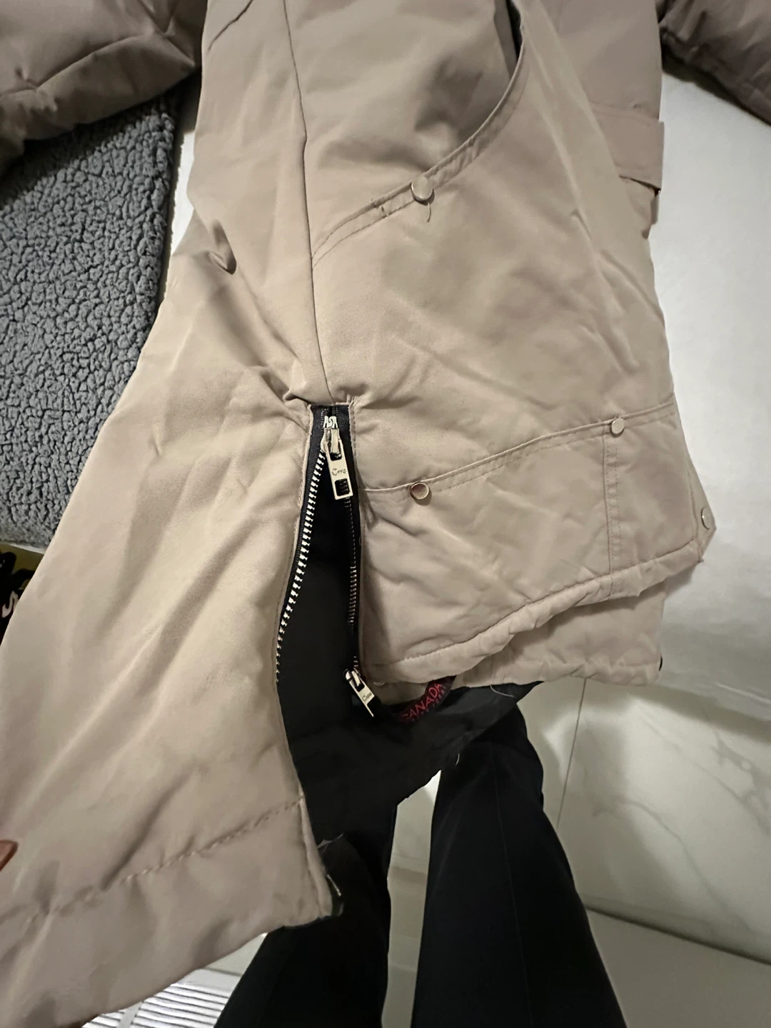 Canada weather gear - photo 3