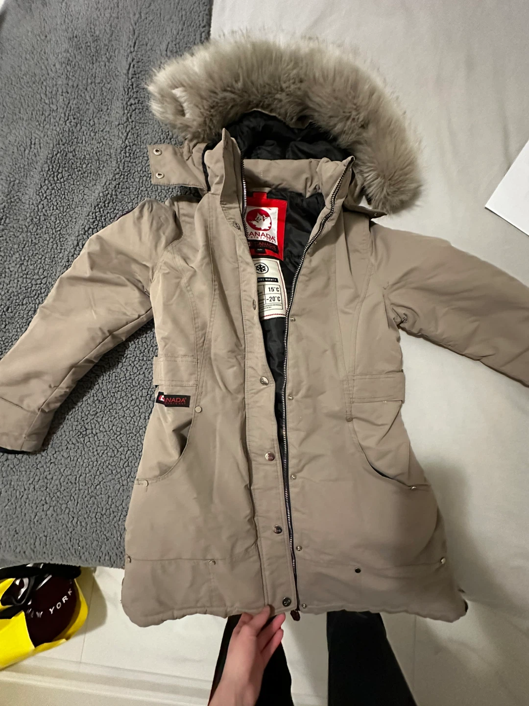 Canada weather gear - photo 2