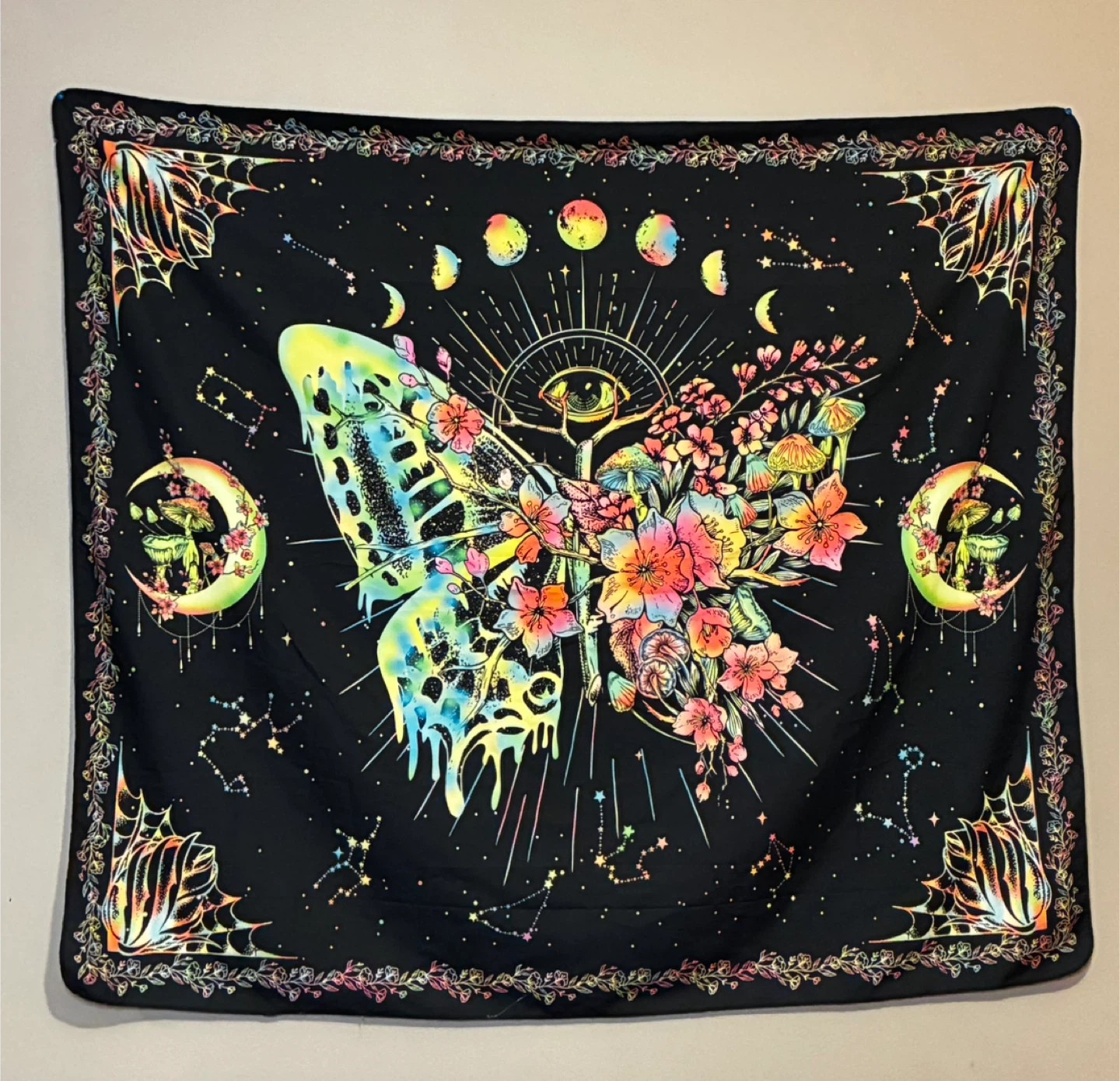 Celestial Butterfly Wall Tapestry – UV Rctve Psychdlc Wll Hngng