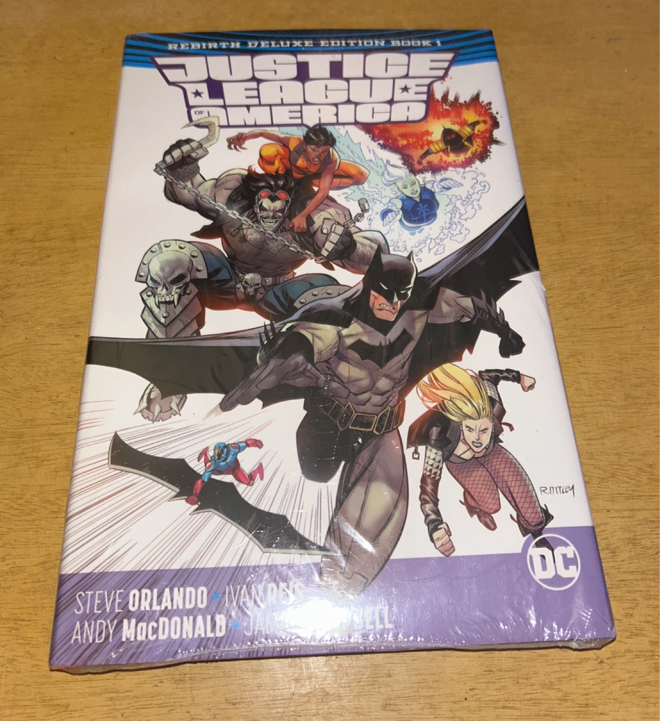 Justice League of America Rebirth Deluxe Edition Book 1