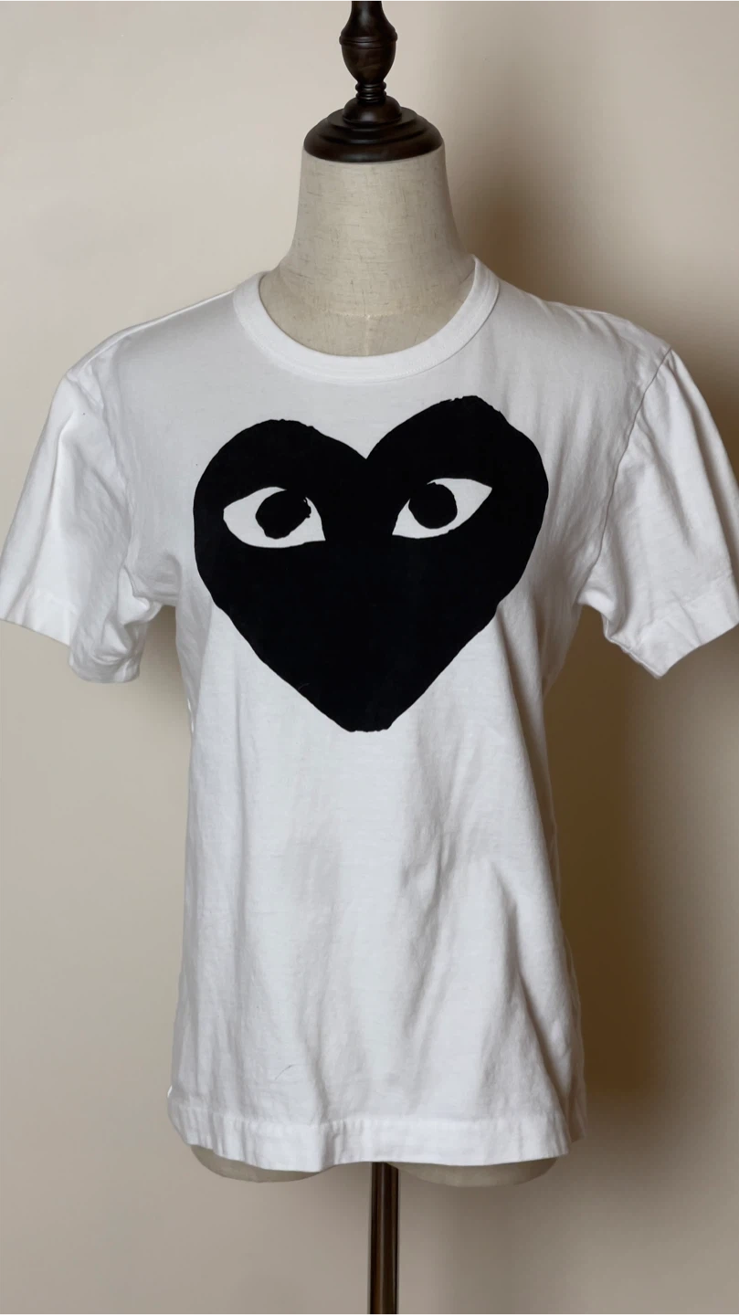 Comme des Garçons PLAY t-shirts