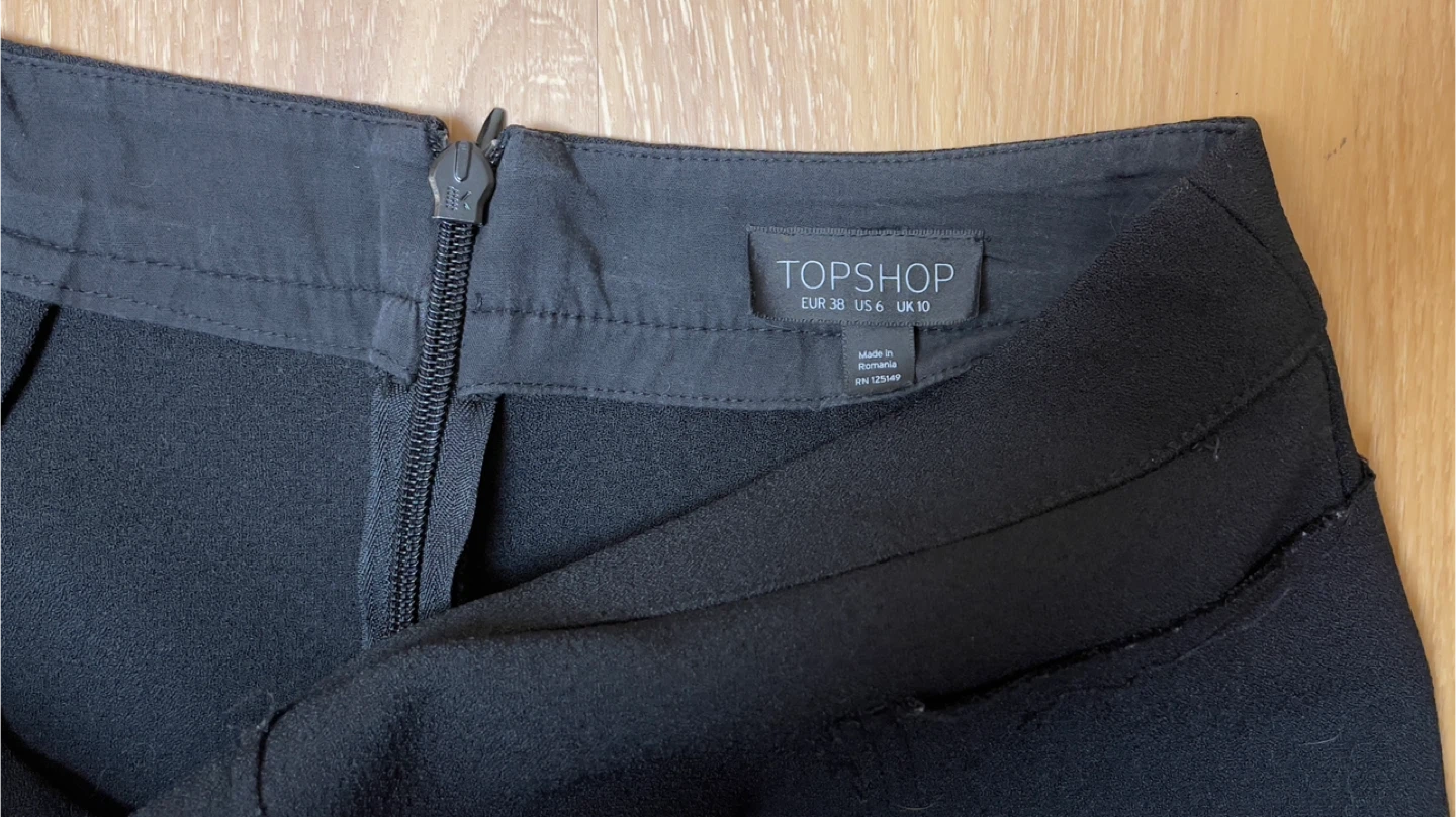 TOPSHOP Black A-Line Skirt - UK 10 - photo 3