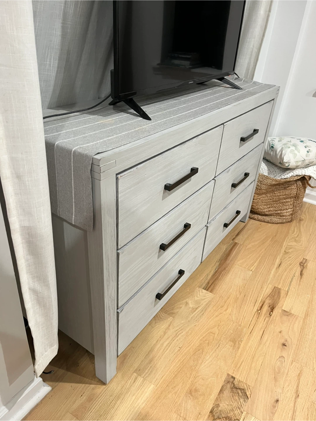 Large dresser - photo 2