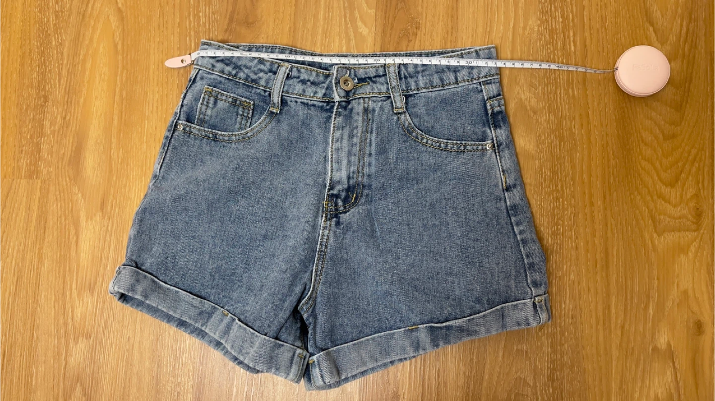 Women's Denim Jean Shorts Size 27