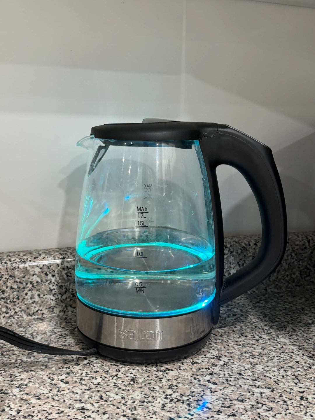 Salton Glass Electric Kettle with LED Light - photo 2