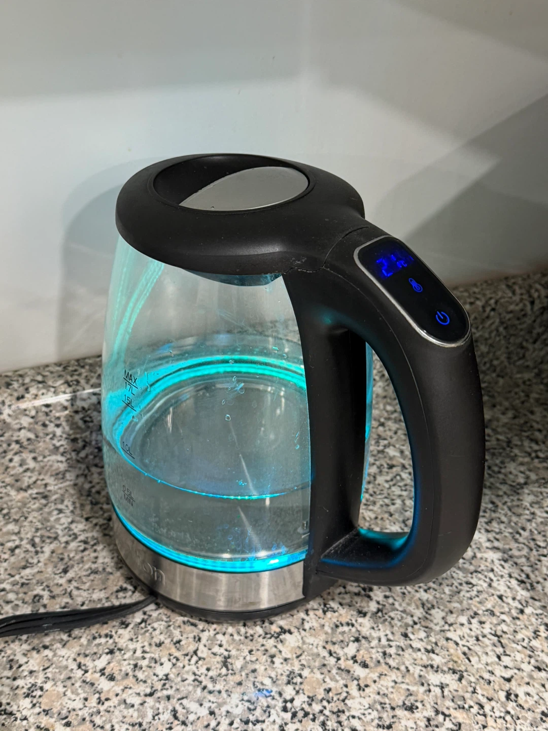 Salton Glass Electric Kettle with LED Light - photo 3