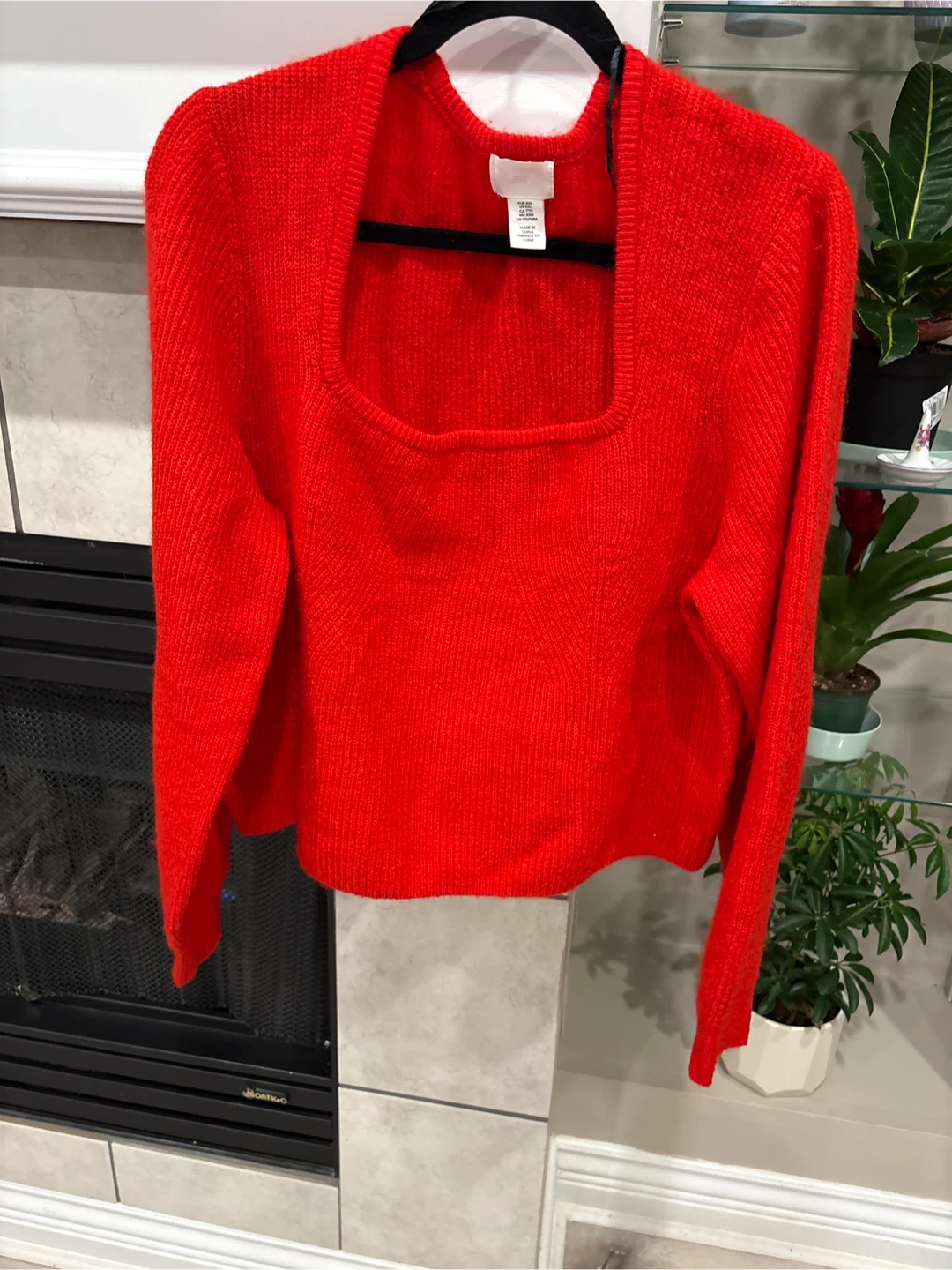H&M Red Long Sleeve Sweater - Size XXL