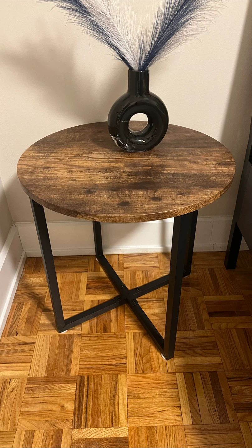 Round End Table