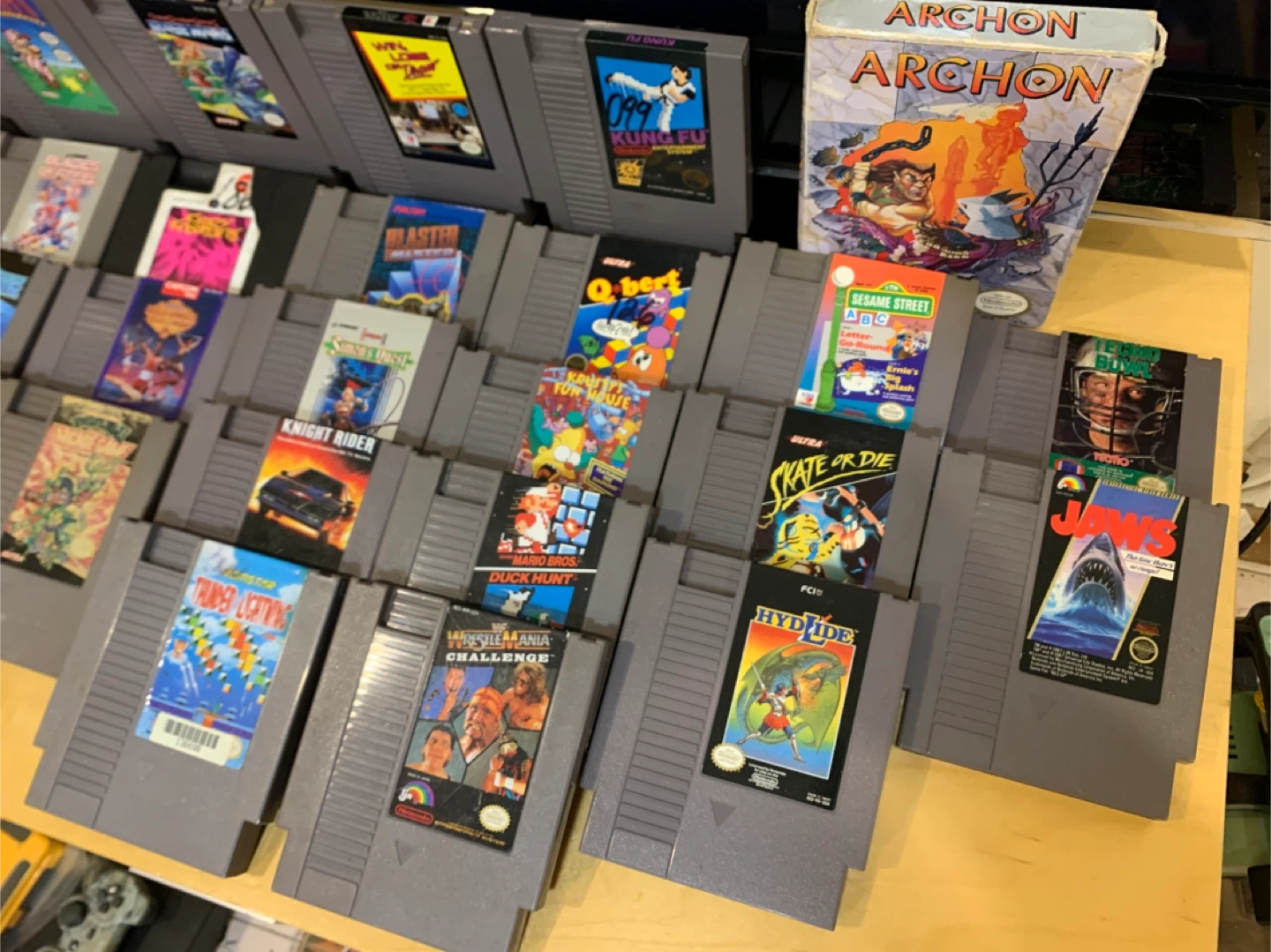 34 Nintendo NES Video Game Bundle - photo 3