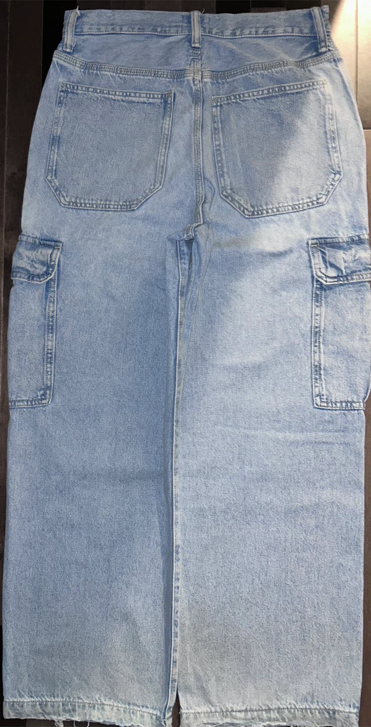 H&M Baggy Fit Light Wash Denim Cargo Pants - photo 4