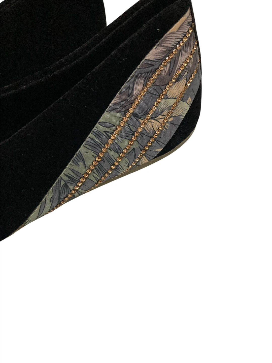 Black Velvet Ballet Flats with Feather Embellishment size 9 - photo 2