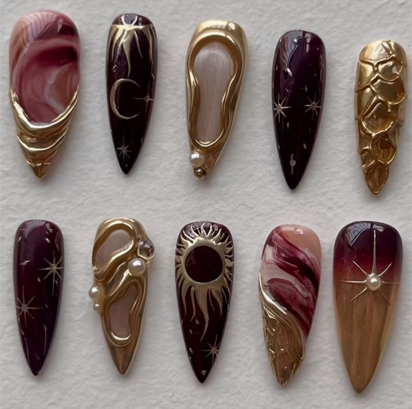 Set of 10 Statement Press-On Nails